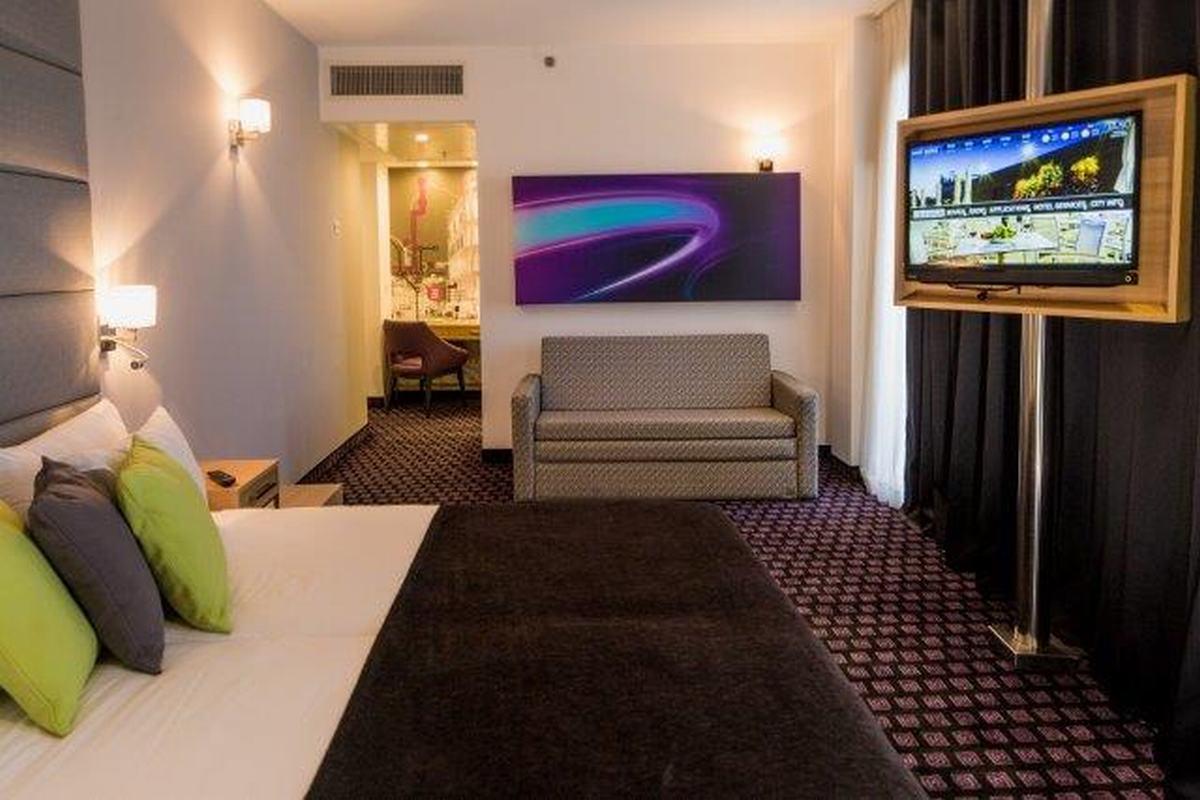 Eyal By Smart Hotel 4*
