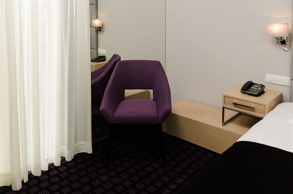 Eyal By Smart 4*
